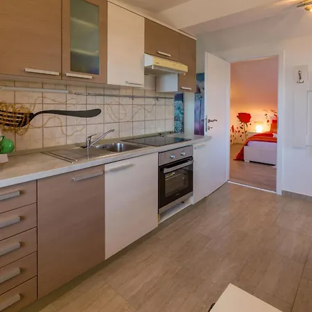 Appartement Janja - Hr-10046-01 By Interhome Crikvenica